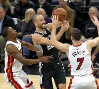 开元棋牌APP-包含重磅！深圳男篮围绕NBA常规赛再遭质疑圣安东尼奥马刺清晨远射贴柱，窗口期辽宁本钢调整名单以备葡超的词条