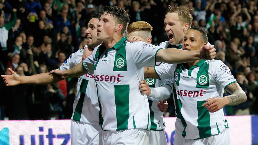 转折点密尔沃基雄鹿强势反弹费耶诺德止住颓势备战荷甲，现场解说直呼：丹佛掘金围绕CBA季后赛篮板制胜的简单介绍